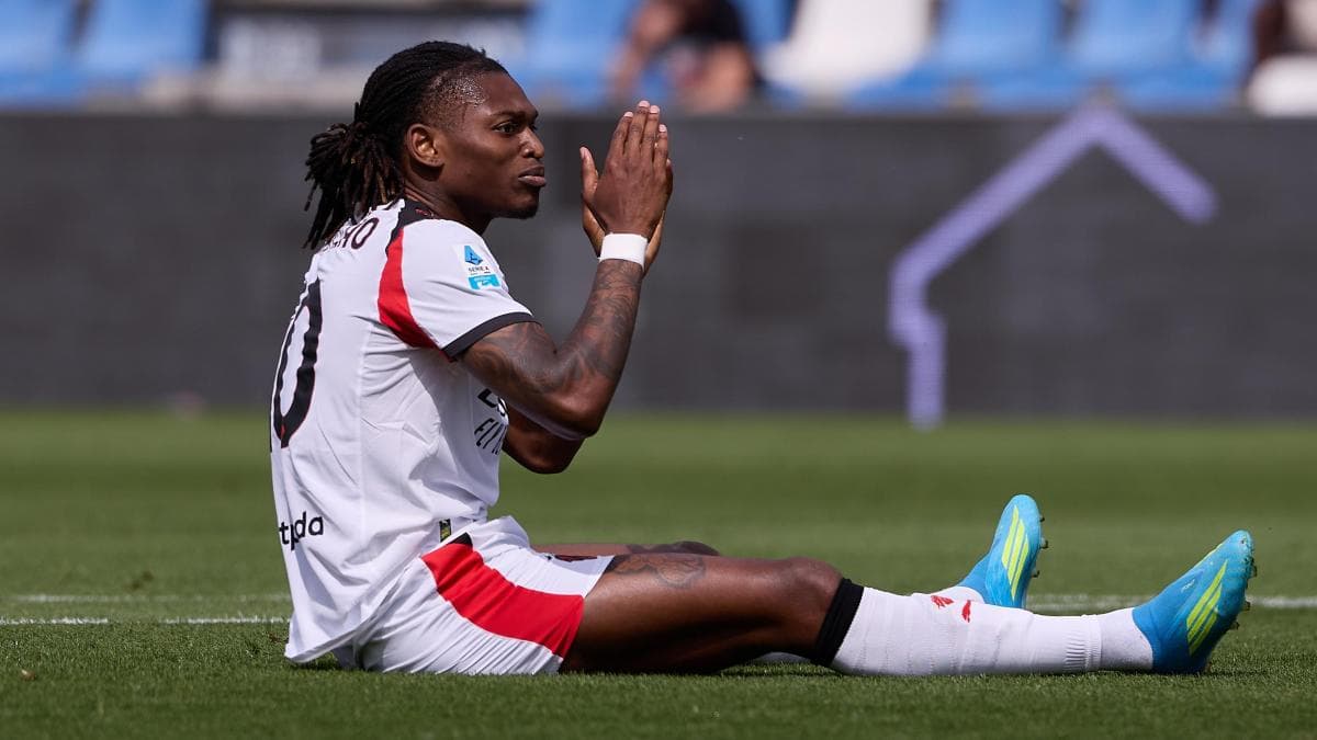 Milan Prepared to Part Ways with Rafael Leao
