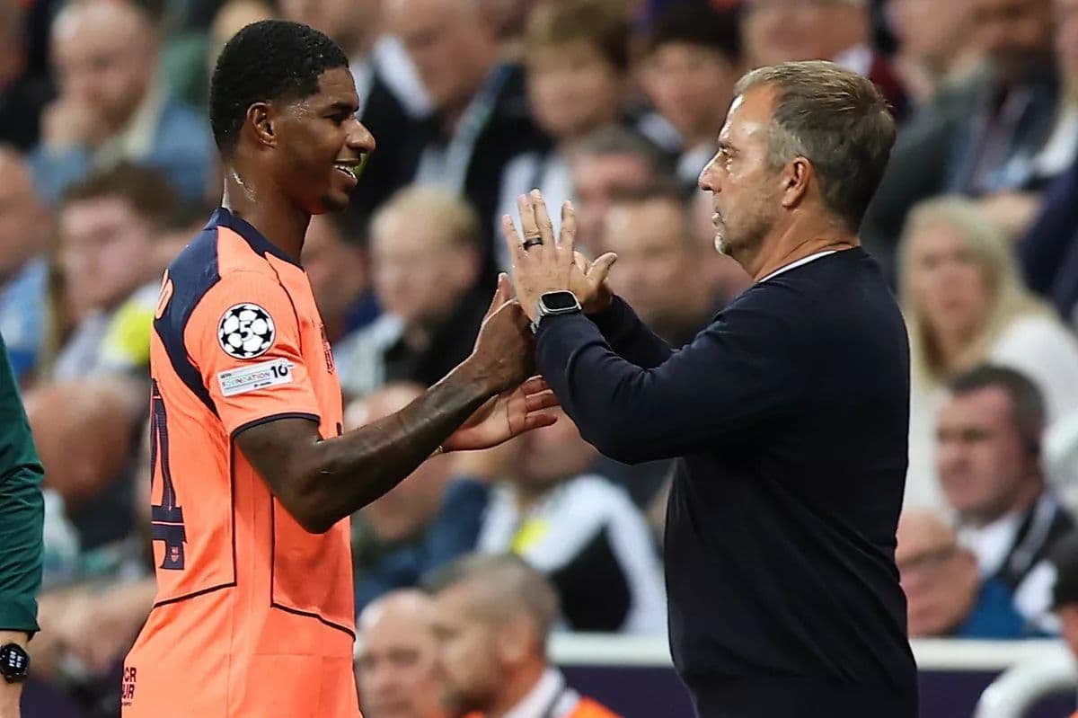 De Jong Backs Rashford Stay at Barcelona - La Liga