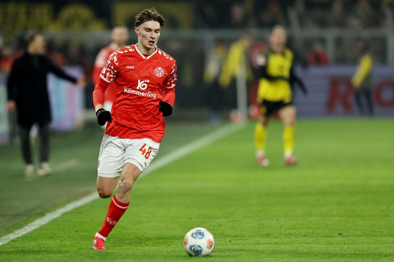 Dortmund See €20m Bid Rejected for Mainz Defender Potulski - Bundesliga