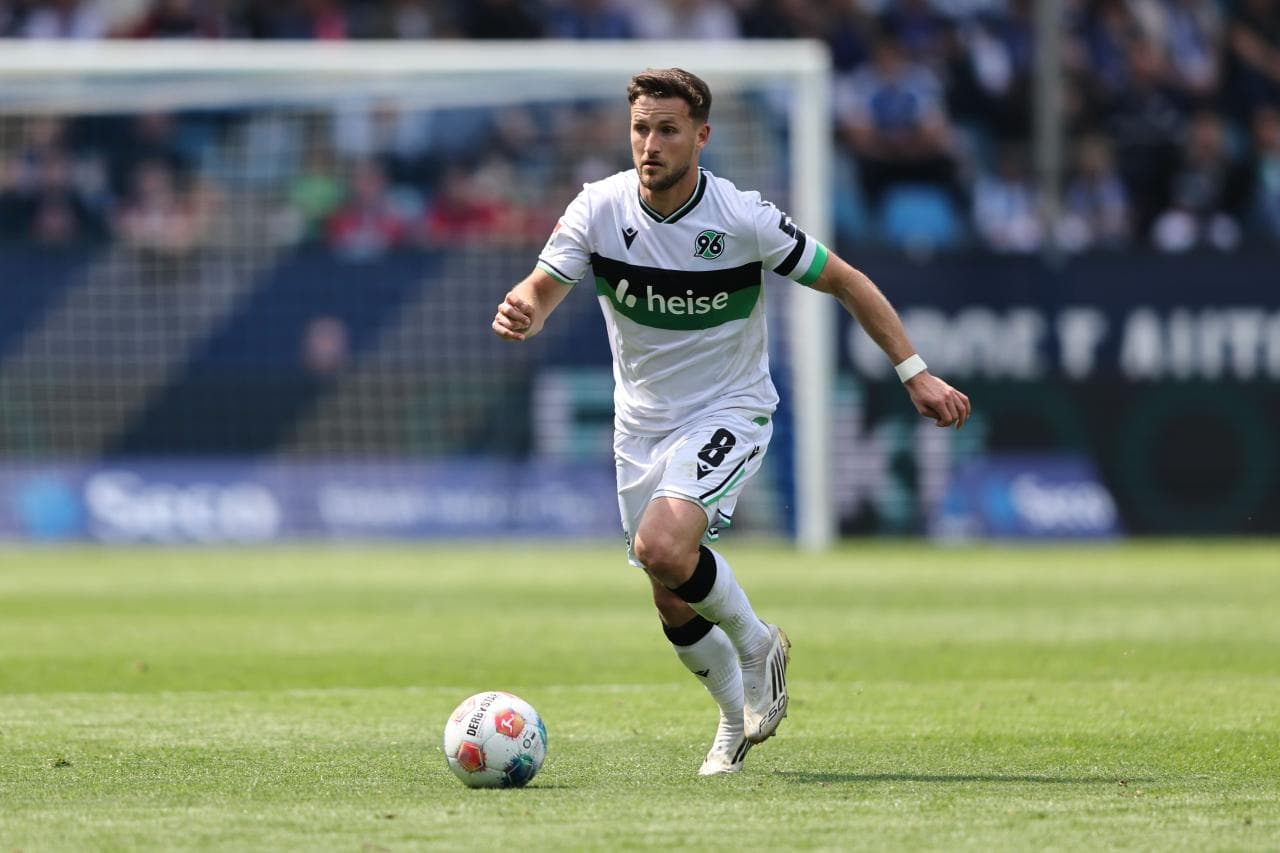 Leopold Completa il Trasferimento a Parametro Zero al Borussia Mönchengladbach