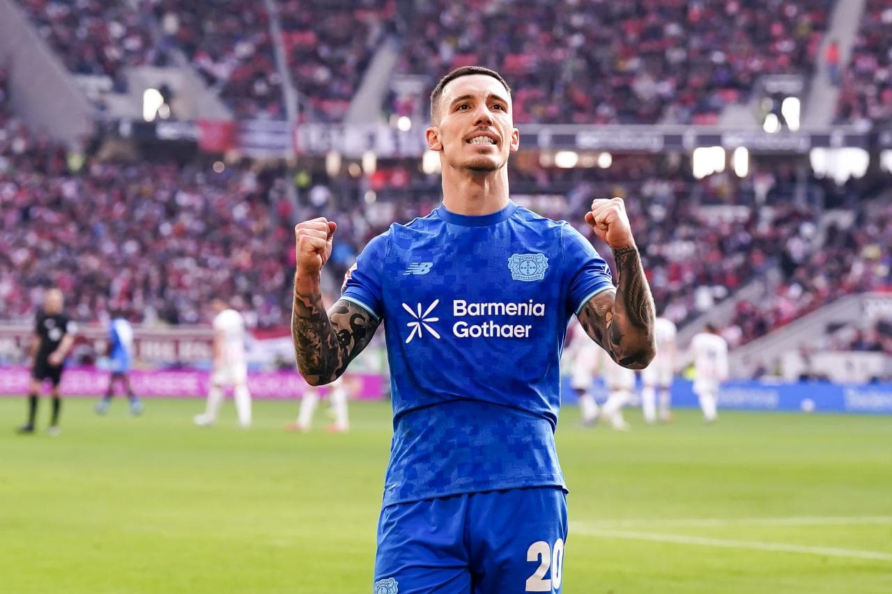 Martinez Plays Down Grimaldo Exit Talk at Leverkusen - Bundesliga