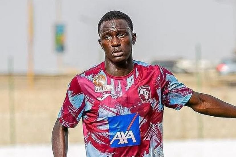 El Metz Ficha al Internacional Sub-19 de Senegal, Mbodji