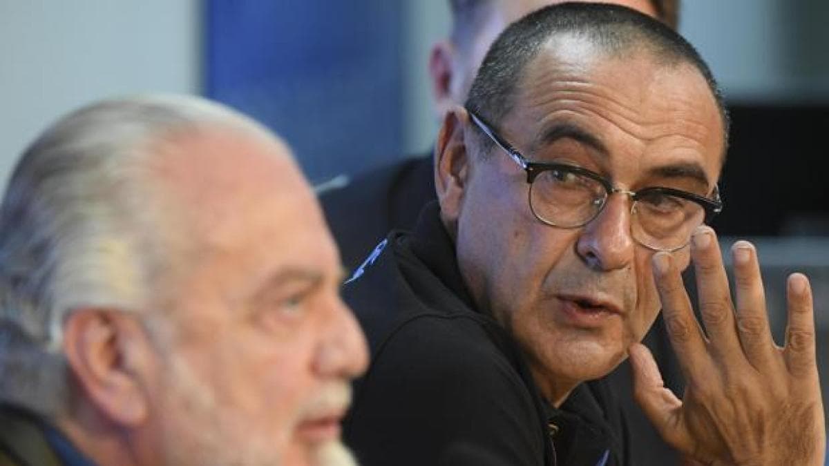 Sarri Emerges as Leading Candidate for Napoli Manager