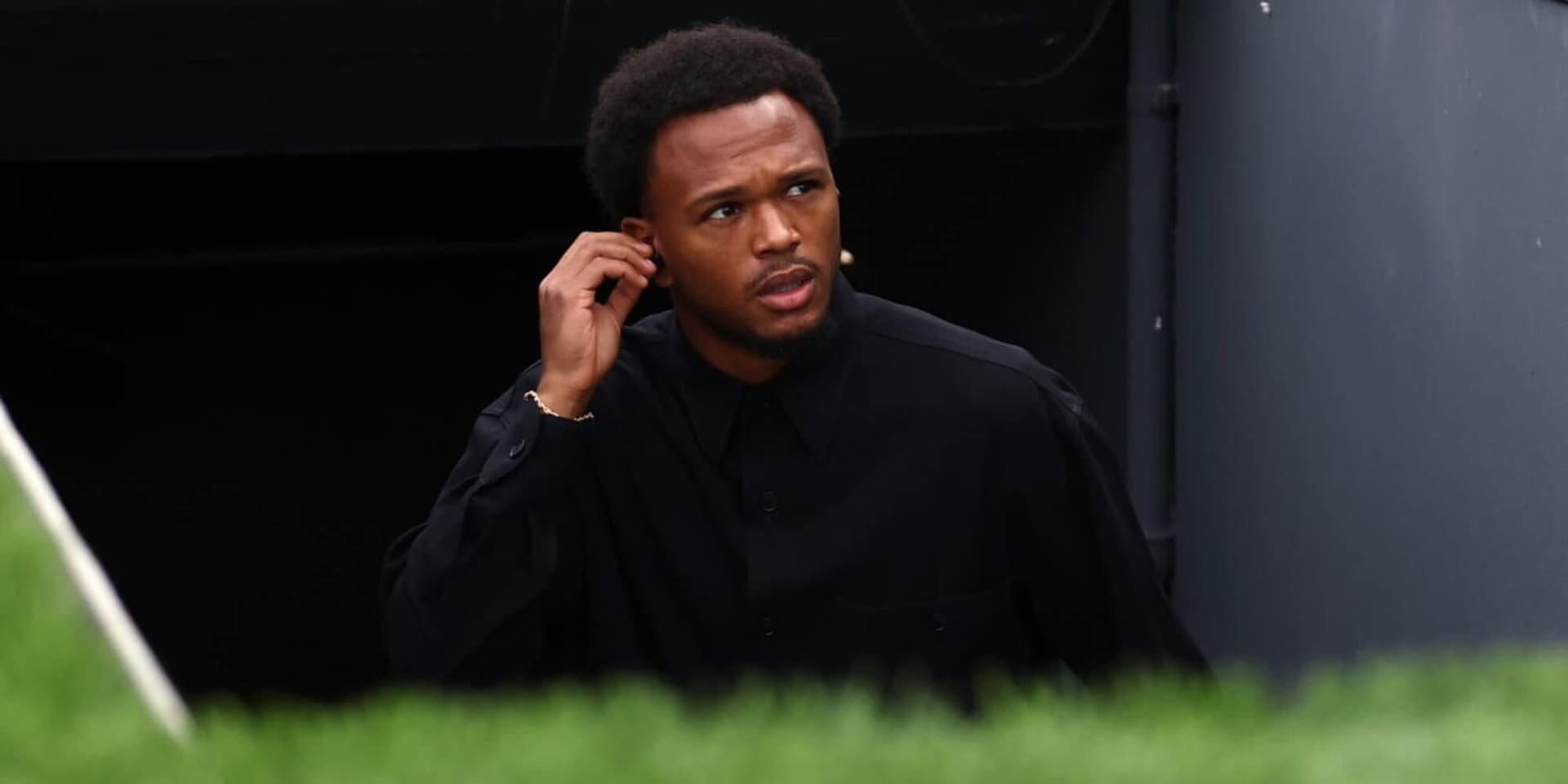Juventus Prioritizing Sales to Trim Squad