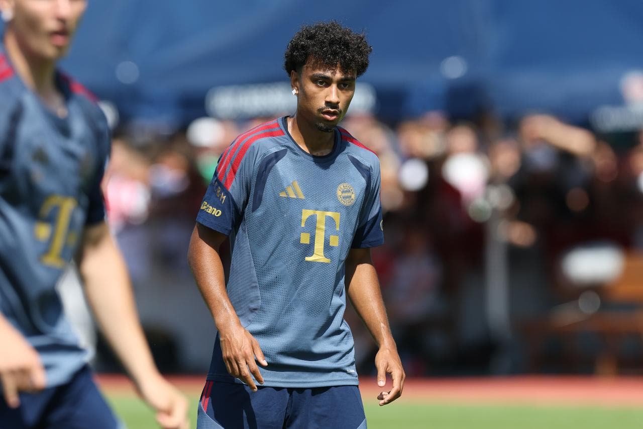 Bayern Munich Confirm Nathaniel Brown Signing