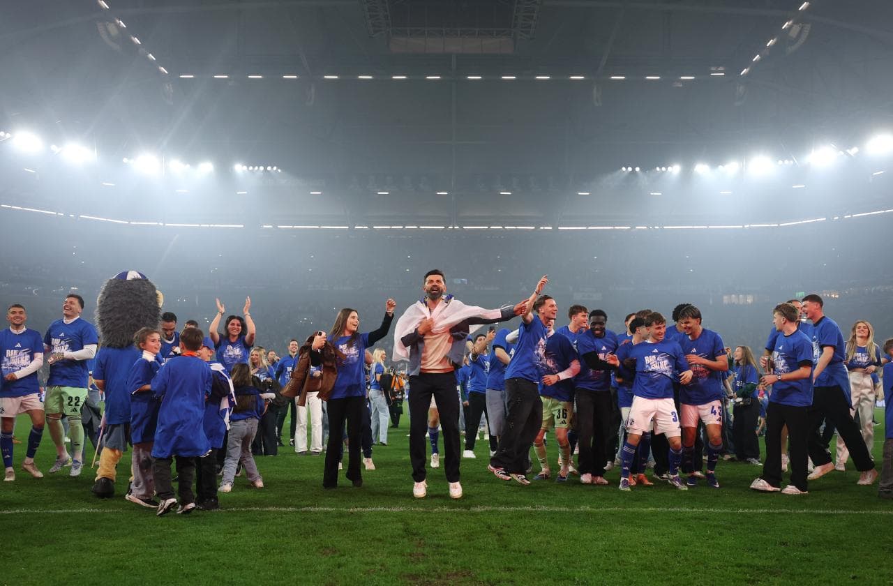 Miron Muslic signs new Schalke deal after securing Bundesliga promotion - Bundesliga
