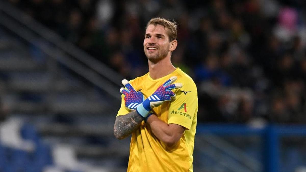 Inter Close to Provedel Deal as Sommer Eyes Ajax Move - Serie A