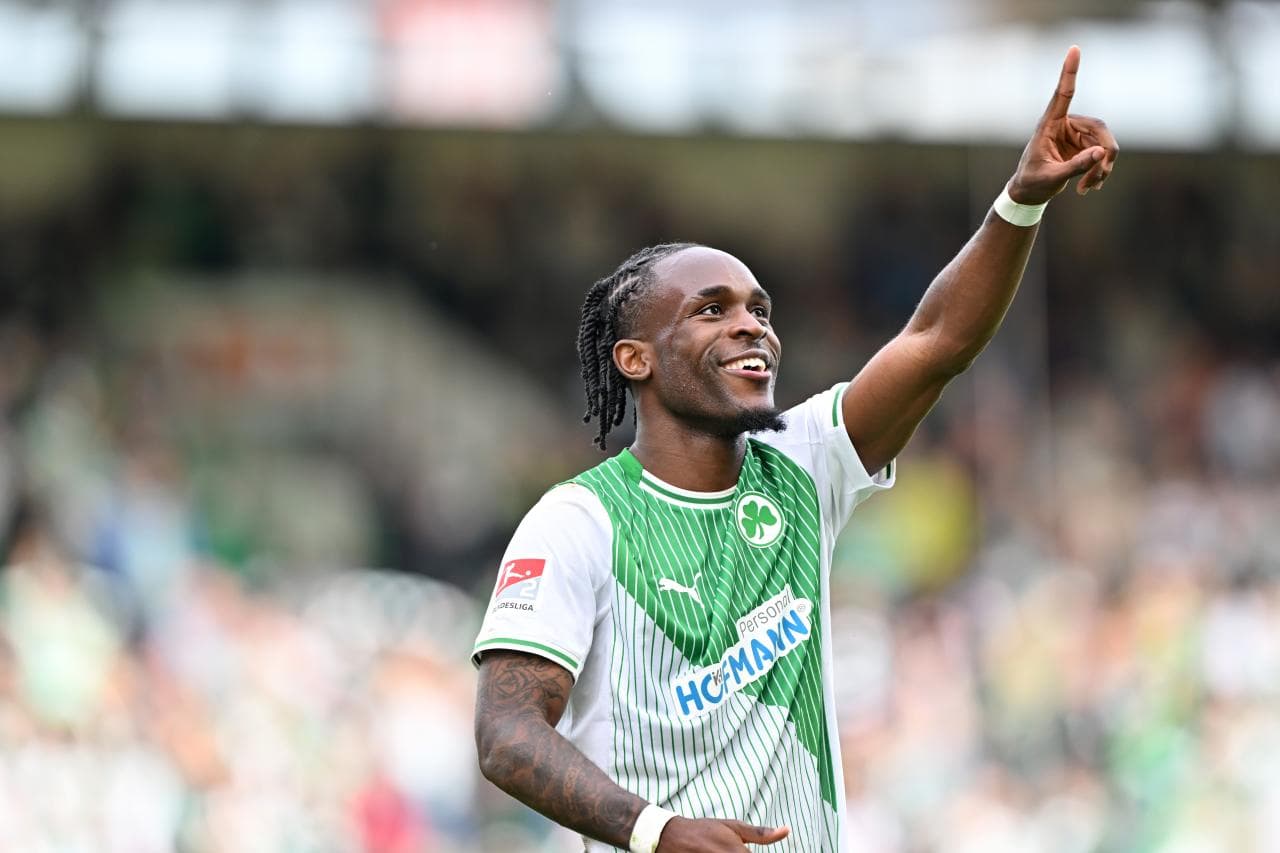 Frankfurt Re-Sign Striker Futkeu After Breakout Season - Bundesliga