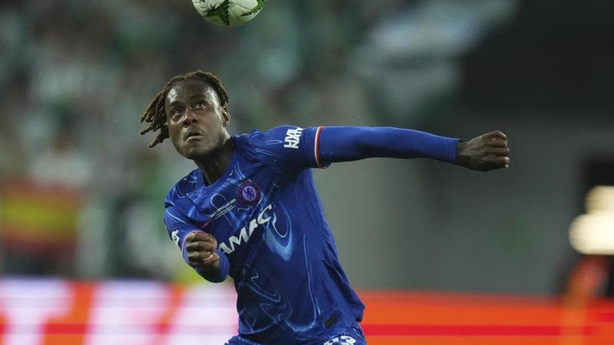 El Como ofrece 25 millones de libras por Chalobah del Chelsea