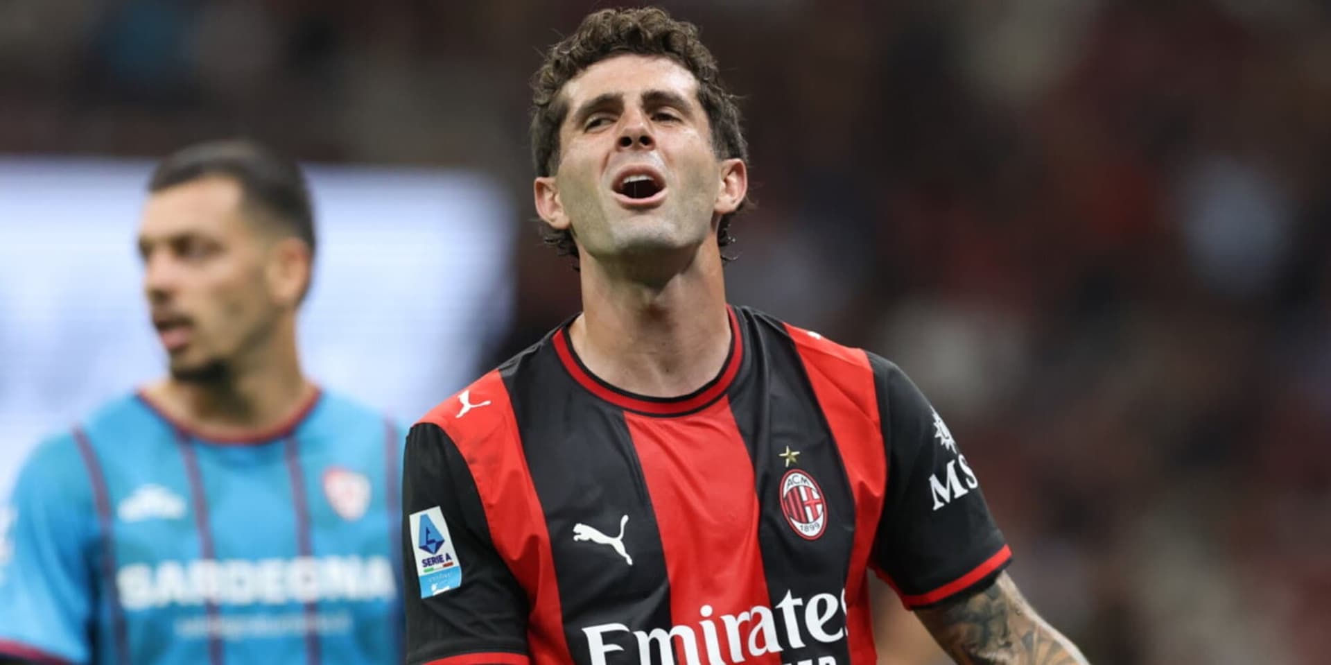 Pulisic Revient sur une Saison Difficile à Milan Alors que les Rumeurs de Transfert Enflent