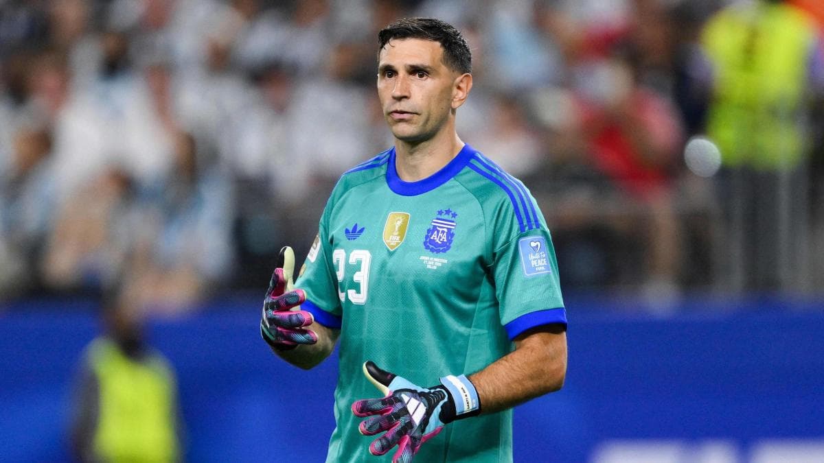 La Juventus Incontra i Rappresentanti di Martinez, Cerca uno Sconto dall'Aston Villa