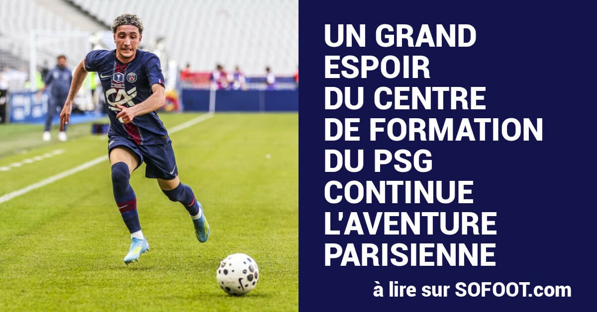 PSG Tie Down Young Midfielder Ayari to Long-Term Deal