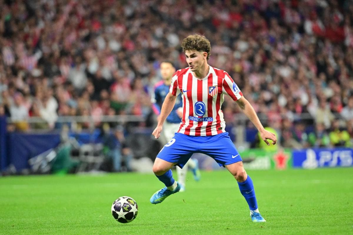 Le Real Madrid fait une offre de 150 millions d'euros pour Julián Álvarez, offre rejetée