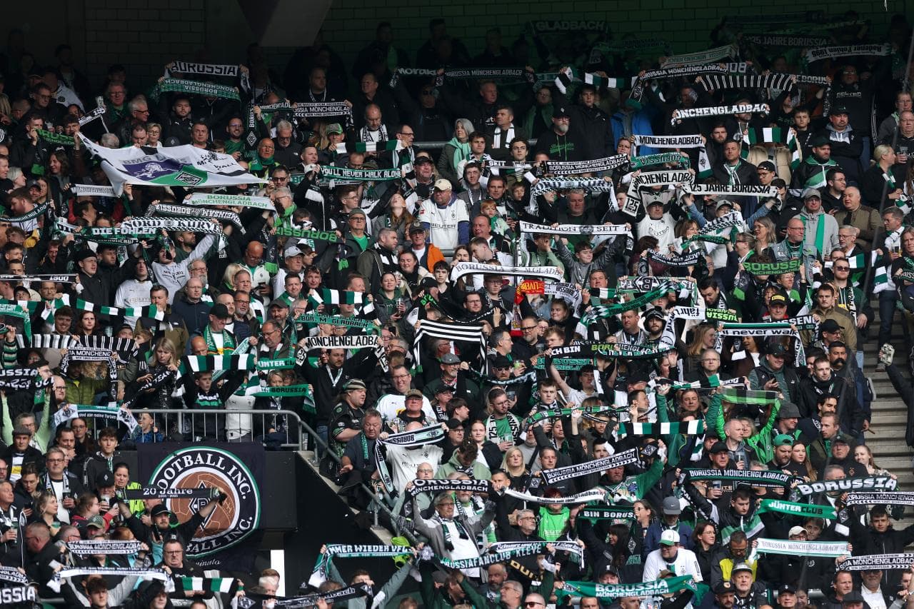 El Mönchengladbach Ficha al Juvenil Internacional Sueco Mujevic