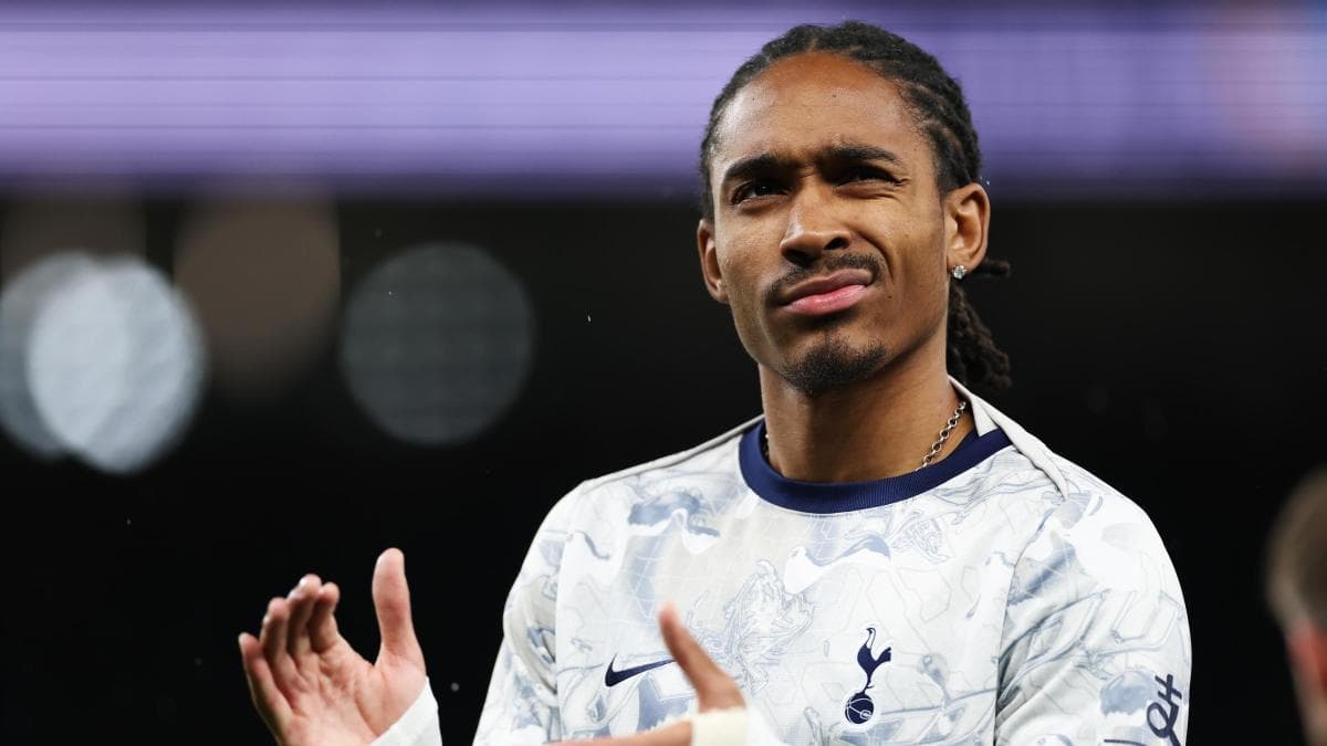 Inter Rom verfolgt Tottenhams Djed Spence