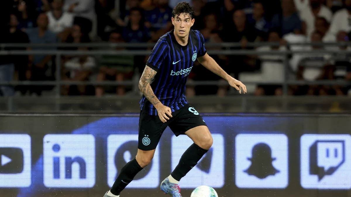 El Barcelona apunta a Alessandro Bastoni del Inter como refuerzo defensivo prioritario