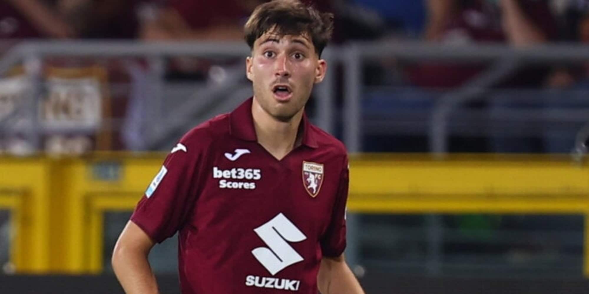 Besiktas Enter Race for Torino's Obrador