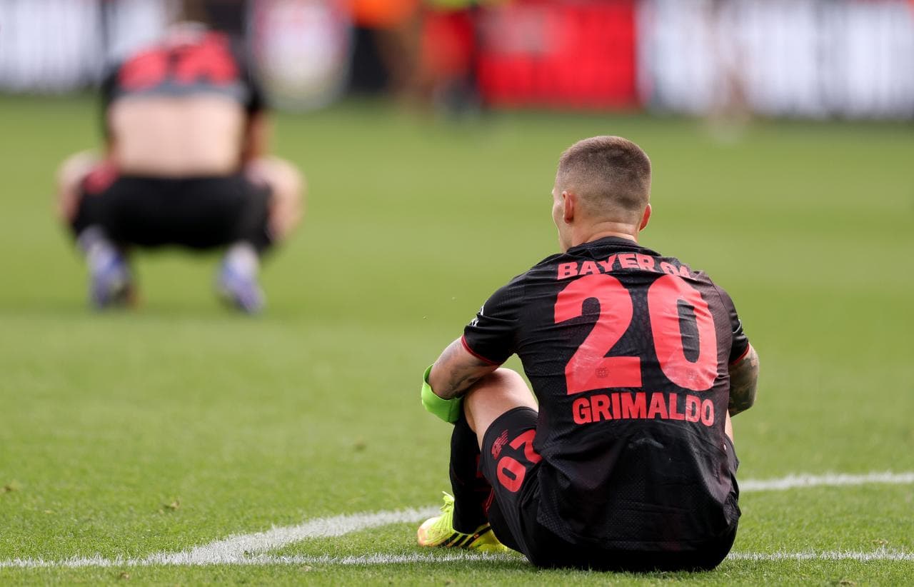 Atlético Madrid Face Leverkusen Standoff Over Grimaldo Fee