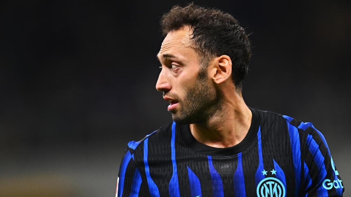 El Fenerbahçe se interesa por Calhanoglu del Inter