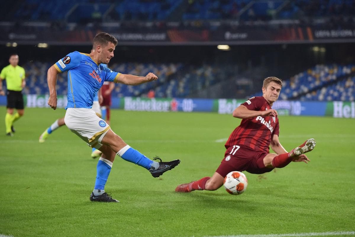 El Lens ficha al defensa del Celtic Maik Nawrocki por 2,5 millones de euros