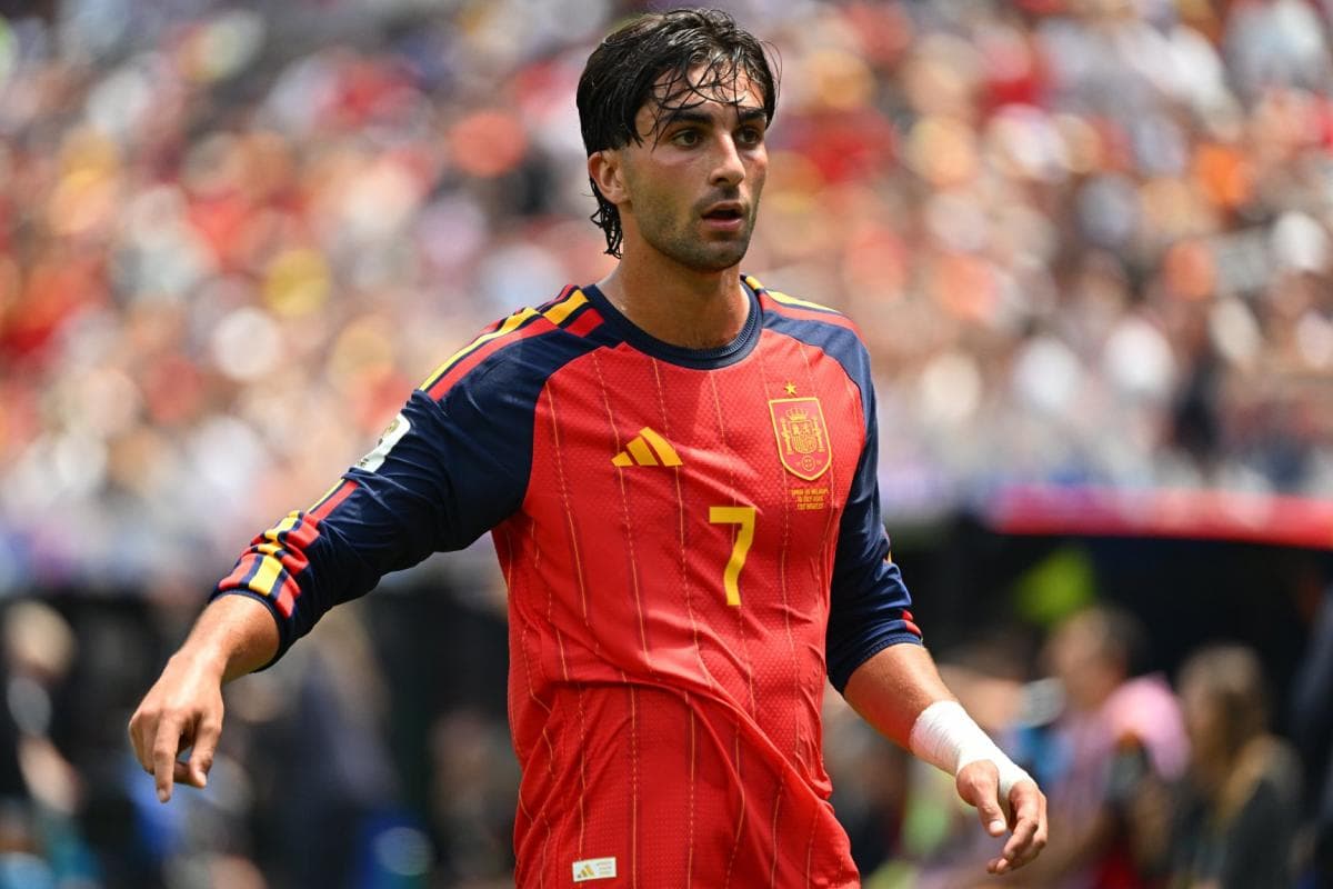 PSG Explore Move for Ferran Torres, Linked with Barcola Sale - Ligue 1