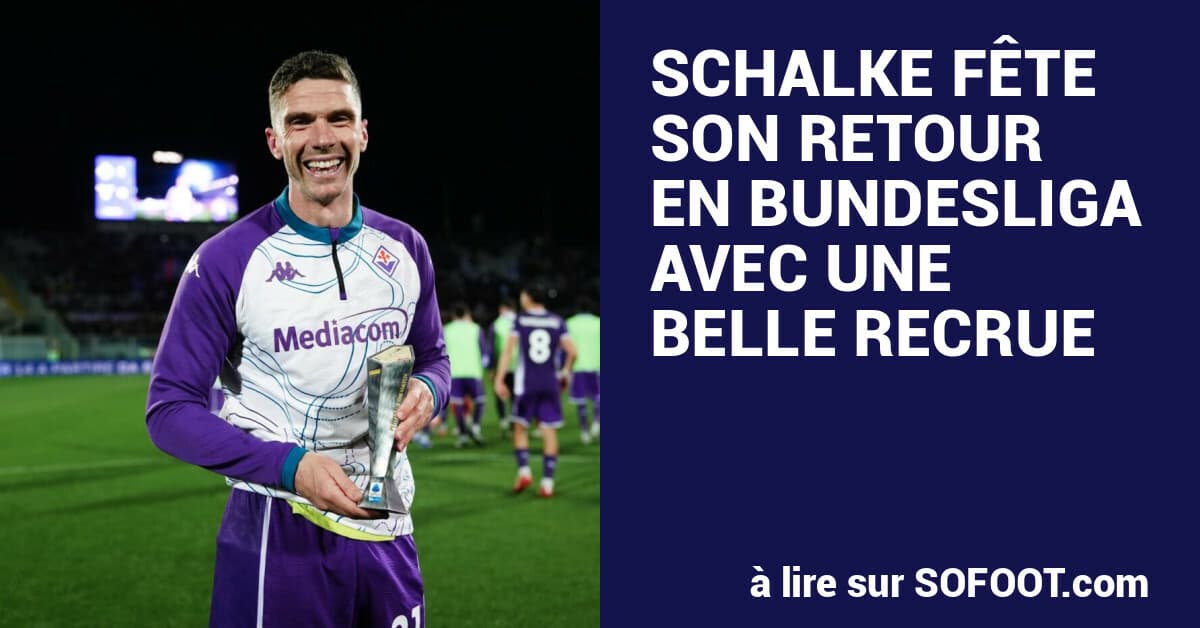 Gosens se une al Schalke cedido con opción de compra obligatoria