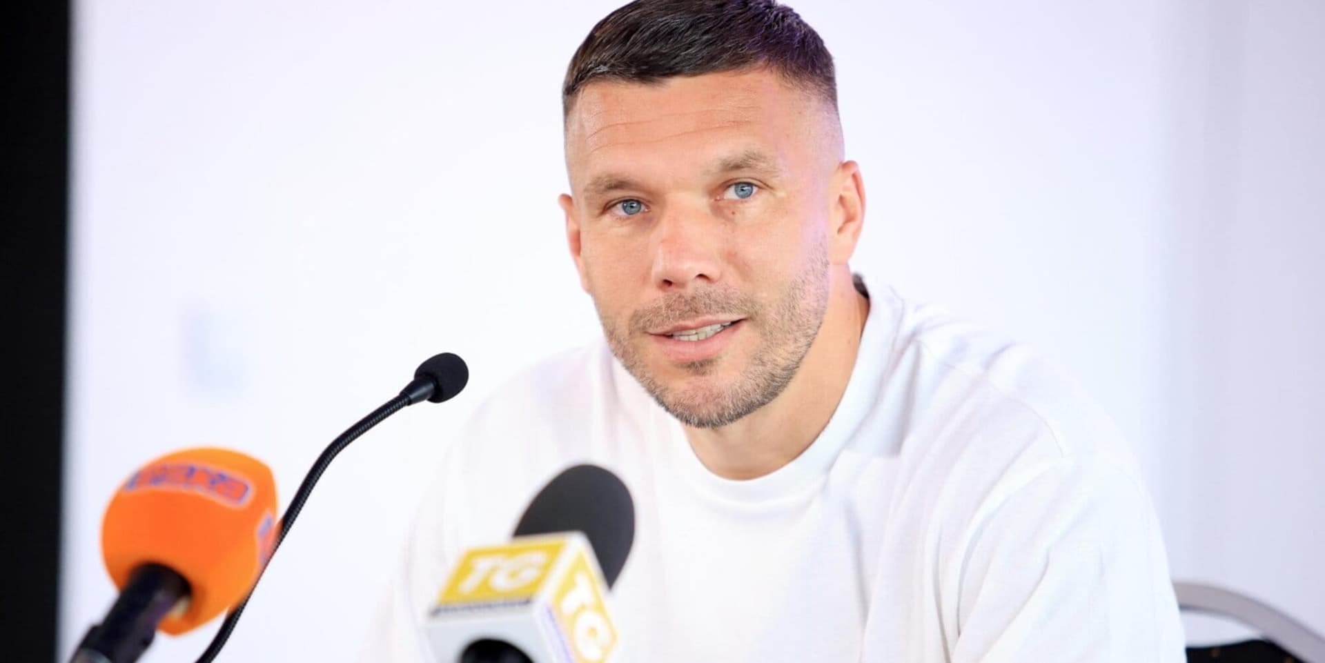Podolski Retires, Becomes Owner of Gornik Zabrze