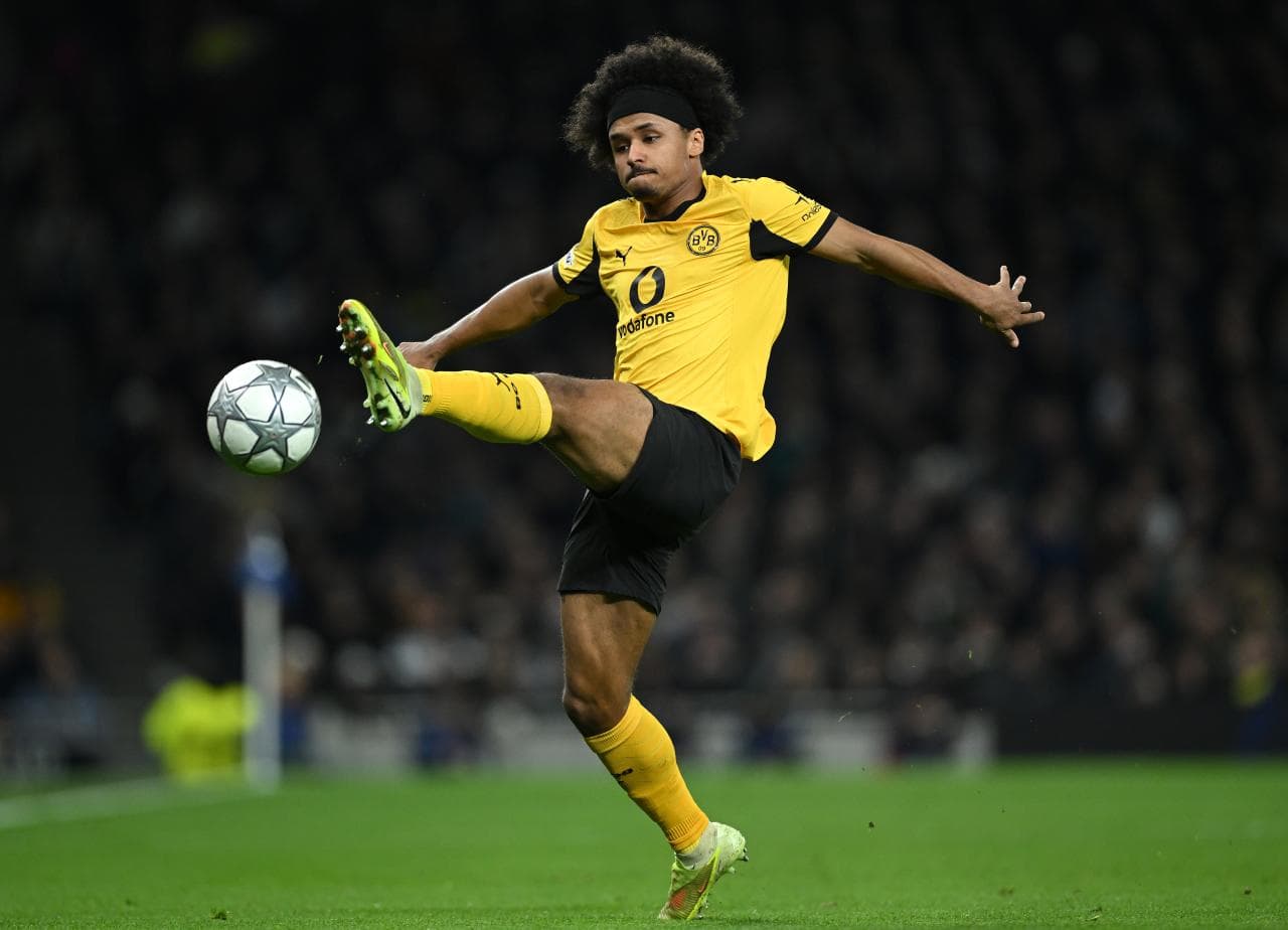 Adeyemi Absent From Dortmund Training Amid Barcelona Transfer