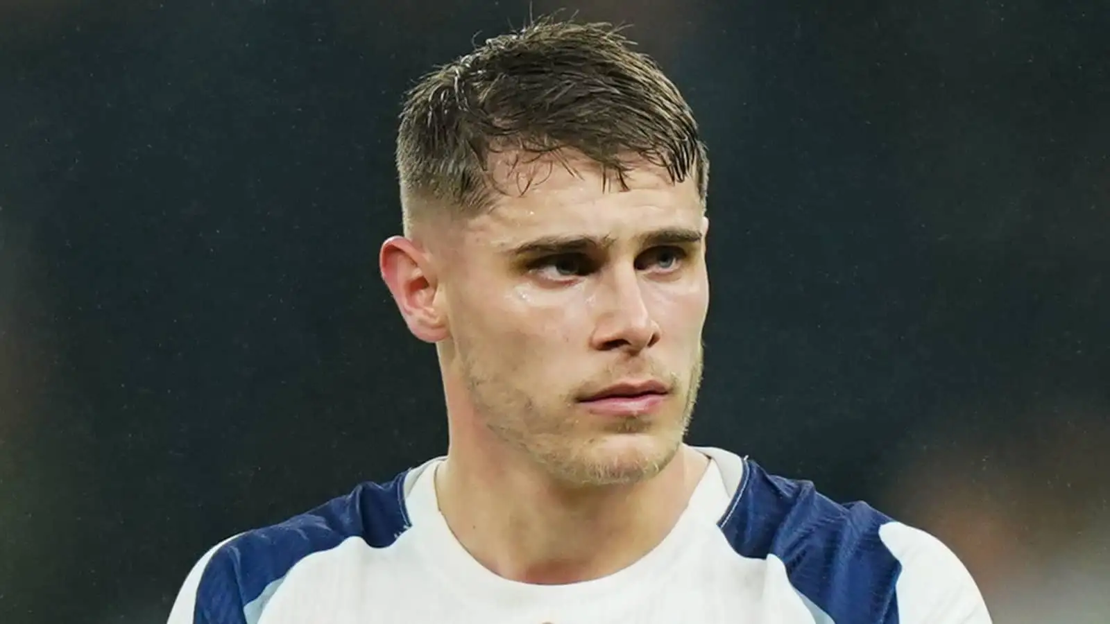 Spurs wollen Vertragsgespräche mit Van de Ven eröffnen