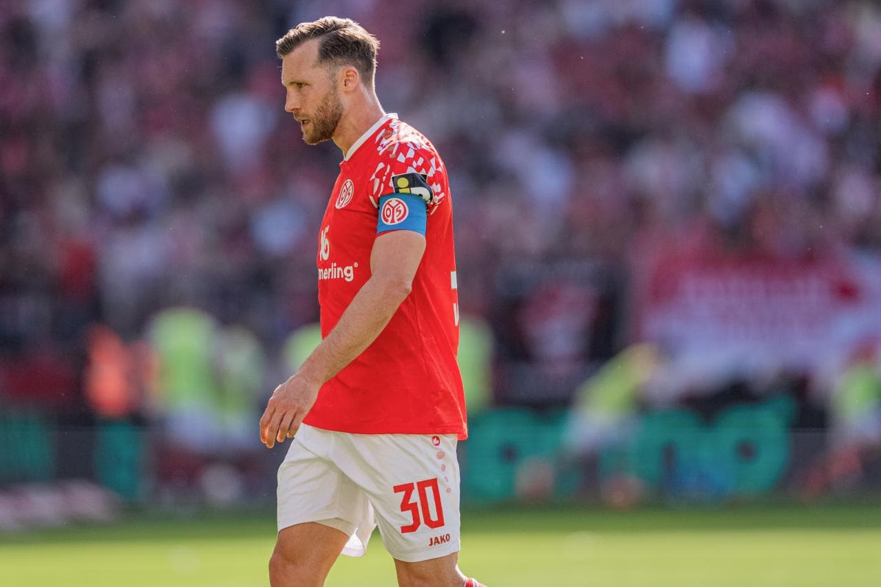 Mainz Captain Widmer Signs Contract Extension