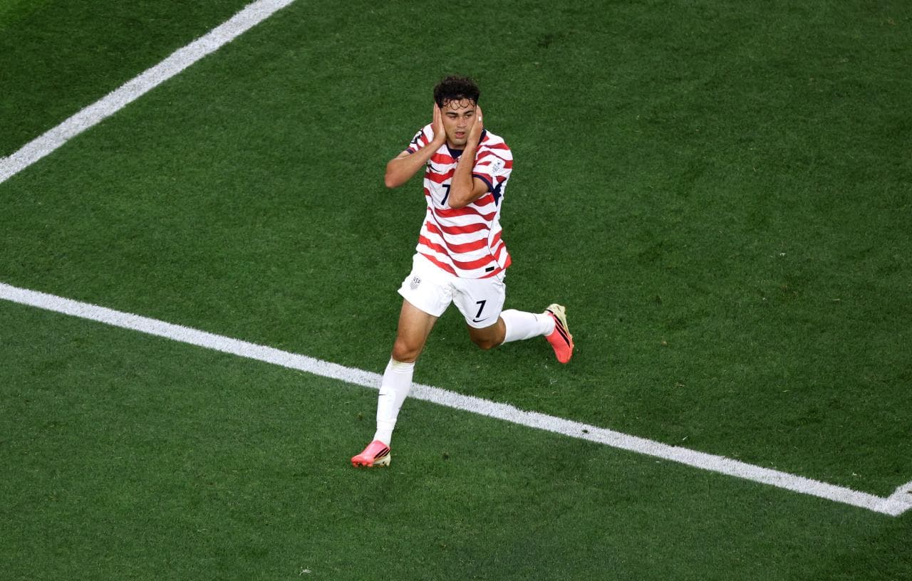 Gladbach open to selling Reyna for less than paid - Bundesliga