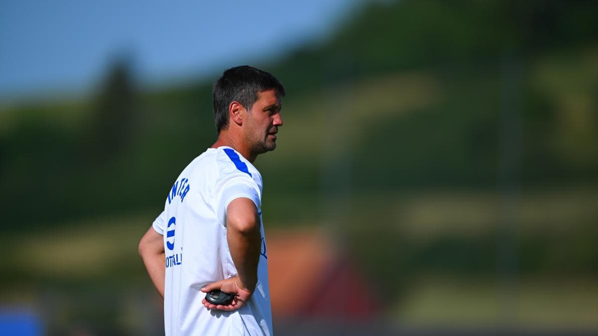 Chivu Établit les Plans de l'Inter : Jeu Plus Direct et Rotation des Gardiens