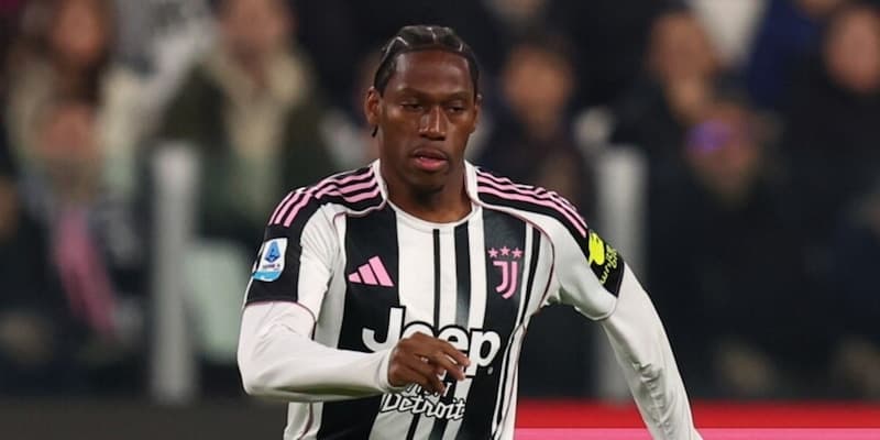 Jonathan David's Juventus future in doubt ahead of crucial final month