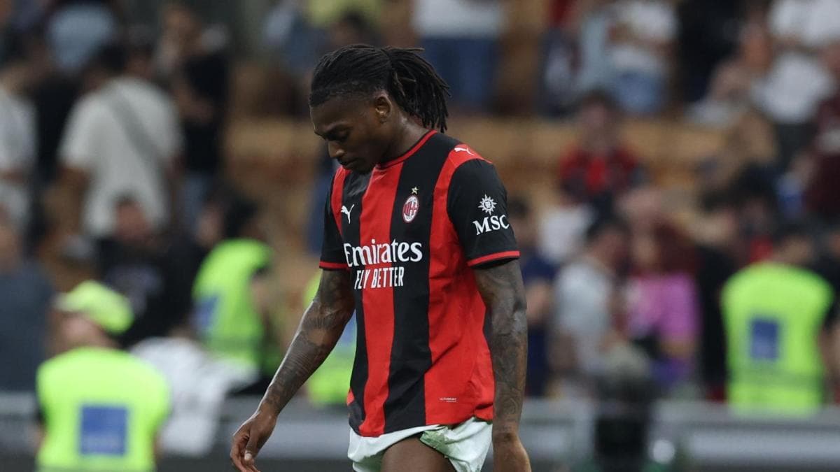 Rafael Leão Confirms Desire to Leave AC Milan