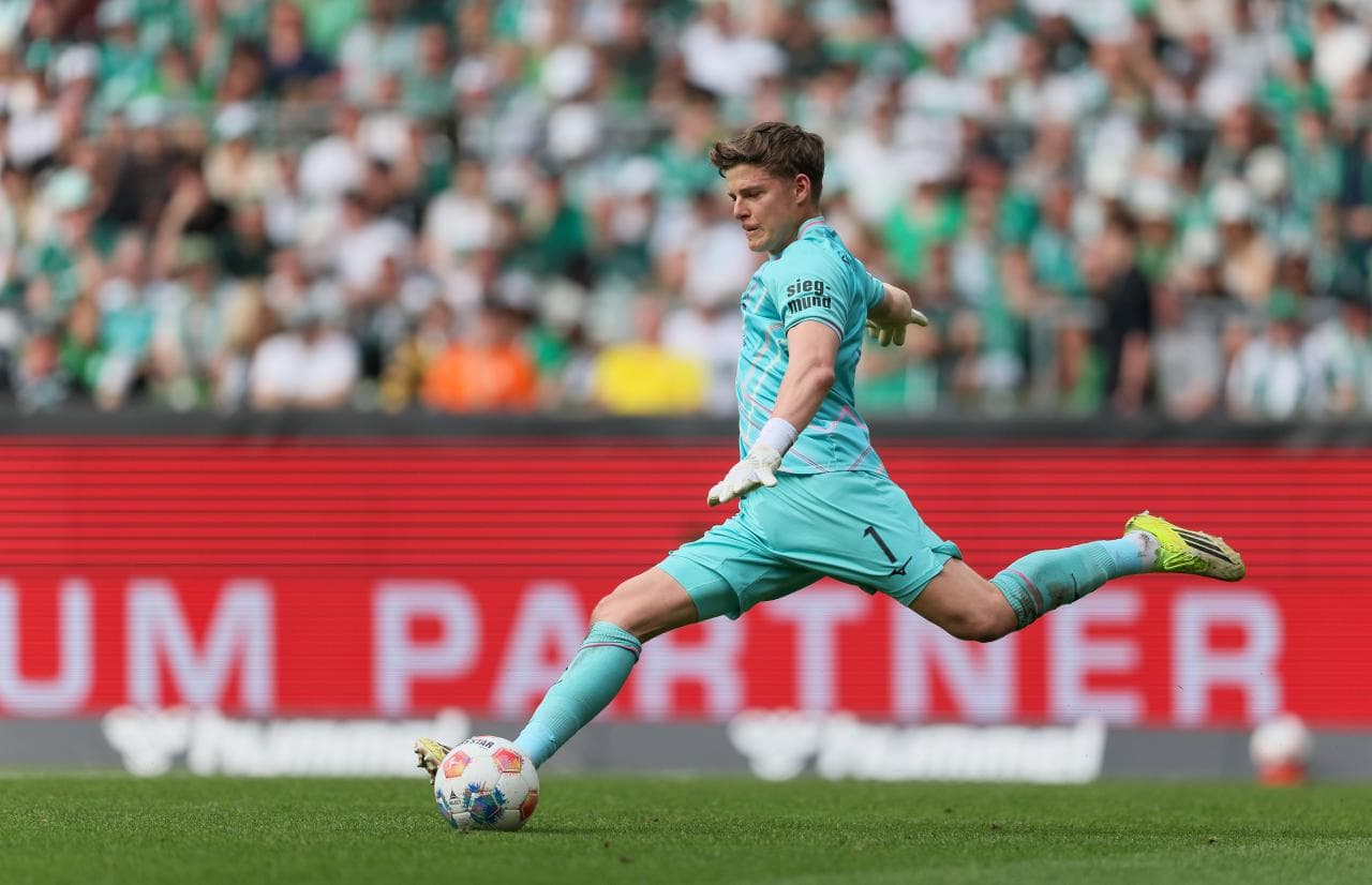 RB Leipzig Consider Move for Augsburg Goalkeeper Dahmen