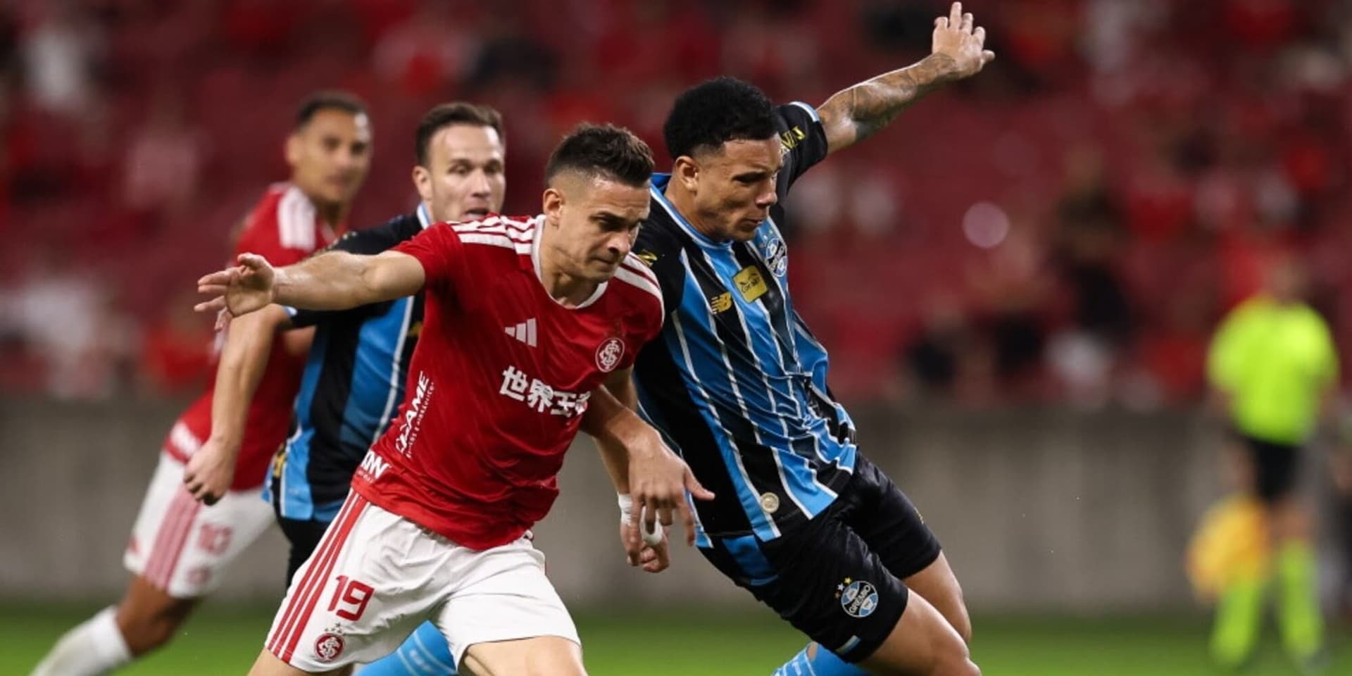 La Juventus se interesa por el defensa del Gremio, Viery