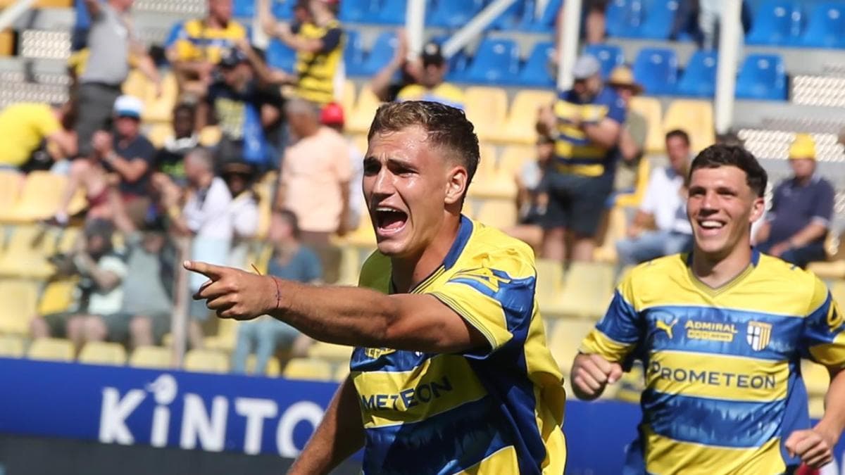 Juventus Pursue Kolo Muani, Eye Pellegrino Deal