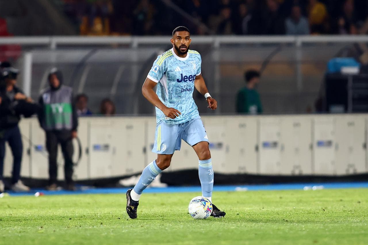 Bayern Munich Eye Juventus Defender Gleison Bremer - Bundesliga