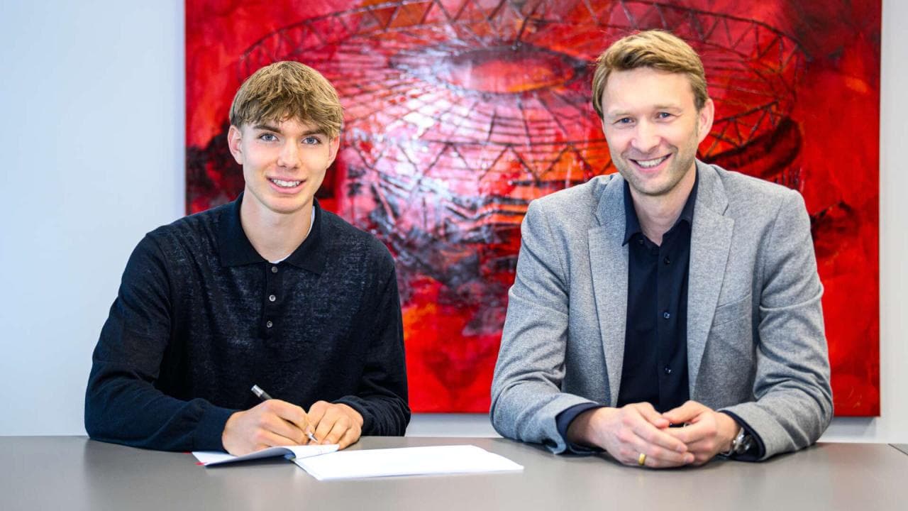 Leverkusen Sign Highly-Rated Teenager Eichhorn From Hertha