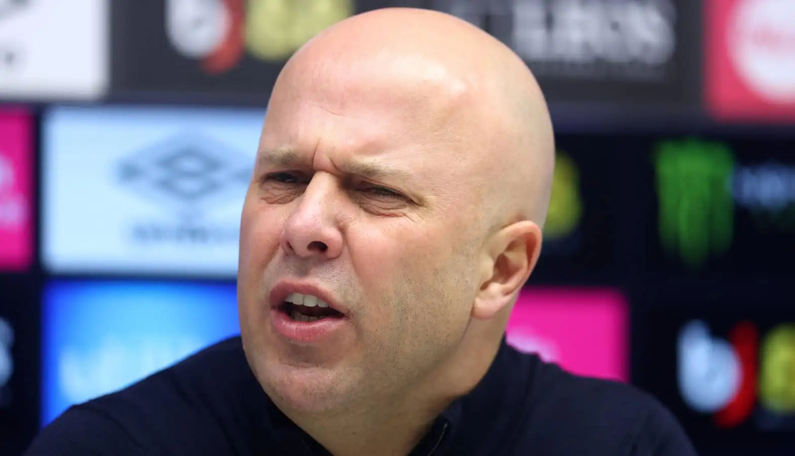 Il Liverpool Rinnova la Fiducia ad Arne Slot Nonostante una Stagione a Mani Vuote