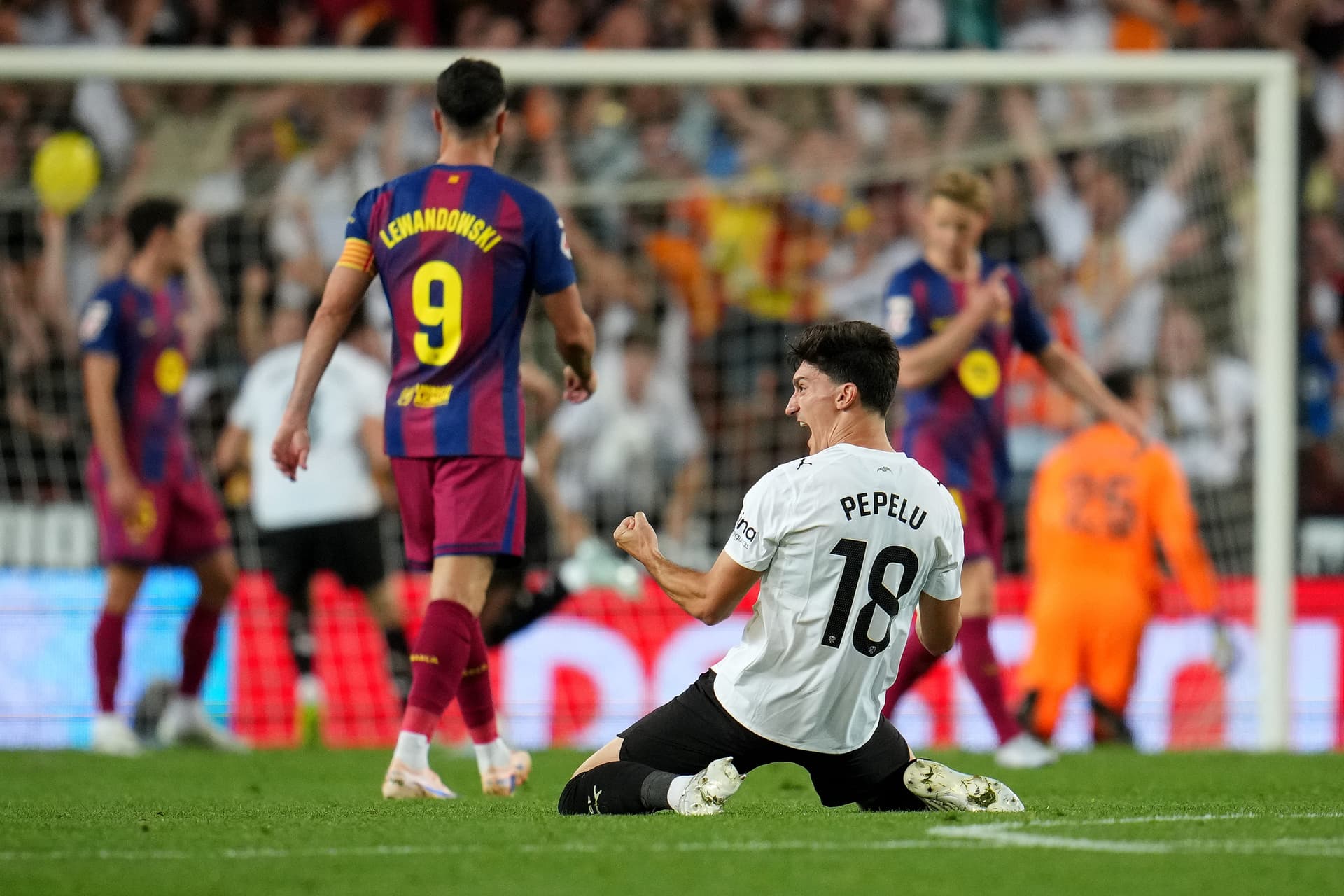 Valence s'impose face à Barcelone lors de la dernière journée de Liga