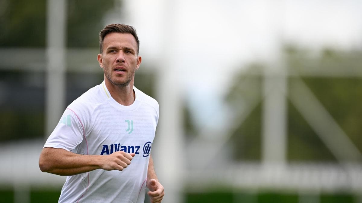 Besiktas nel mirino due giocatori della Juventus: Arthur e Di Gregorio