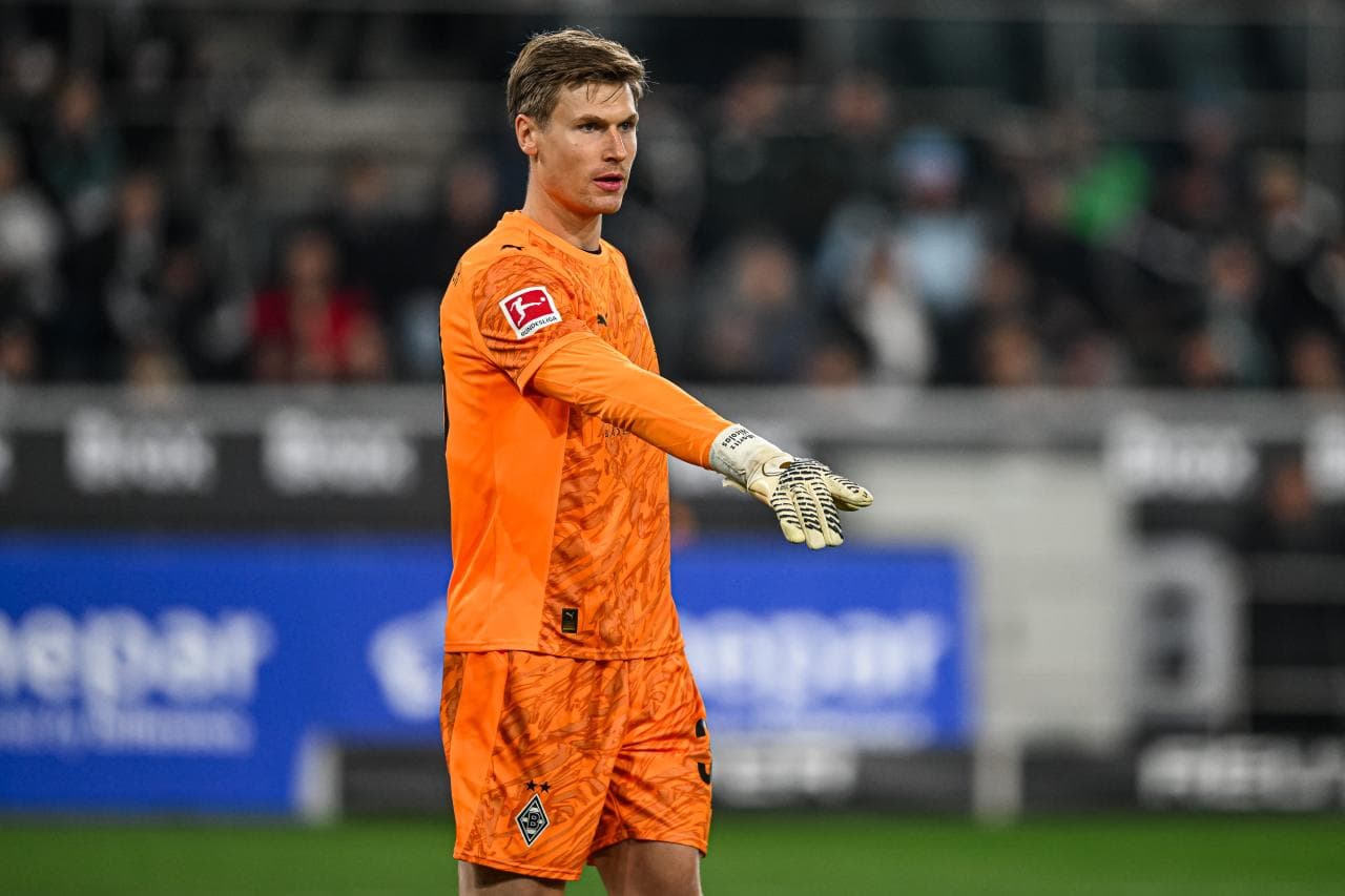 Gladbach Deny Newcastle Bid for Goalkeeper Nicolas