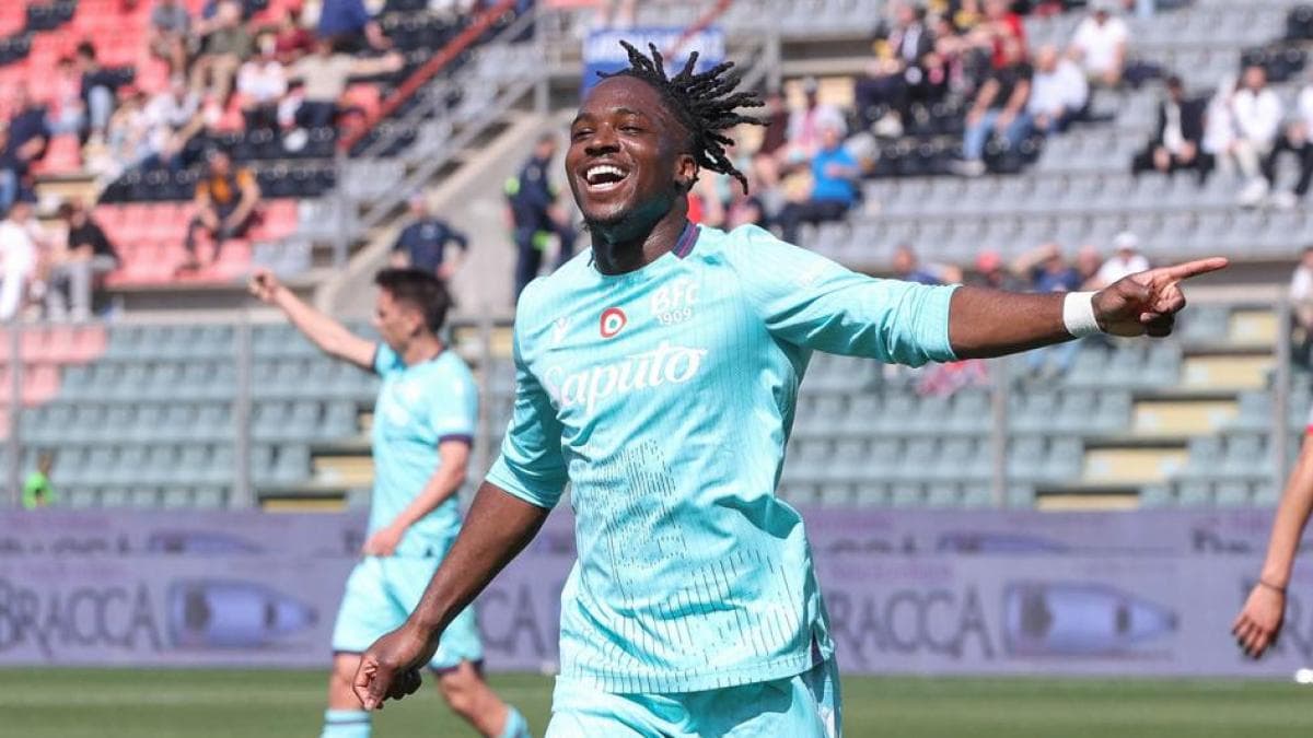 Chelsea Eye Bologna's Rowe with €40m Bid