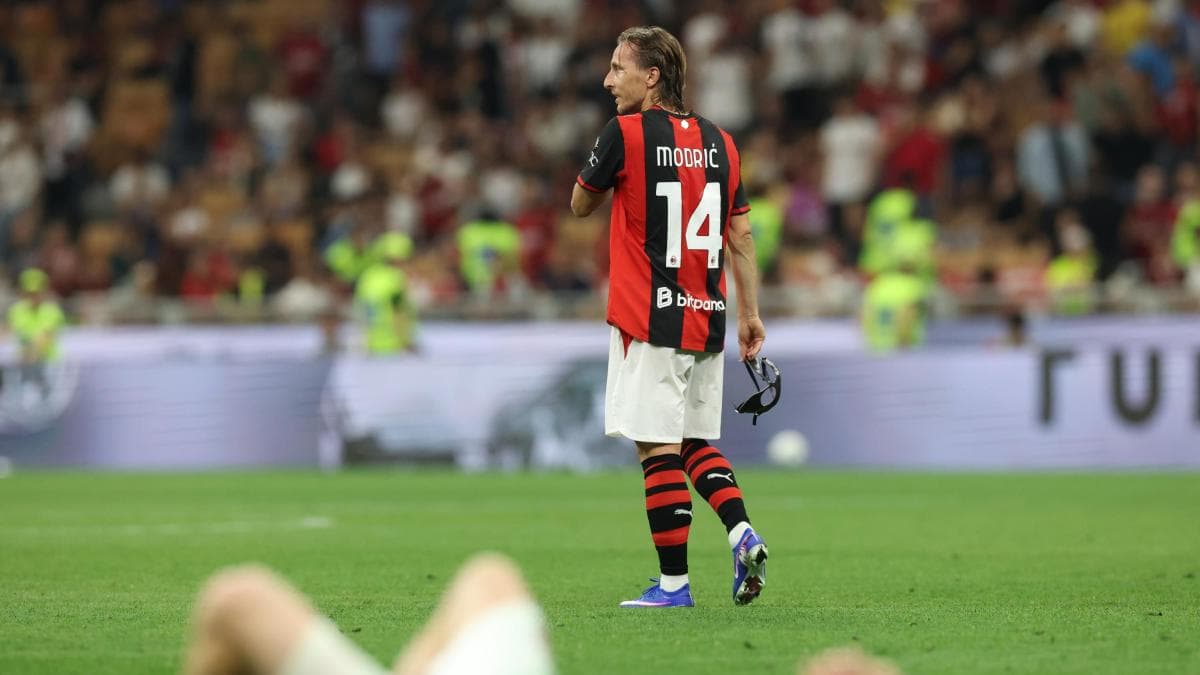 Milan Future in Doubt as Champions League Exit Impacts Key Players