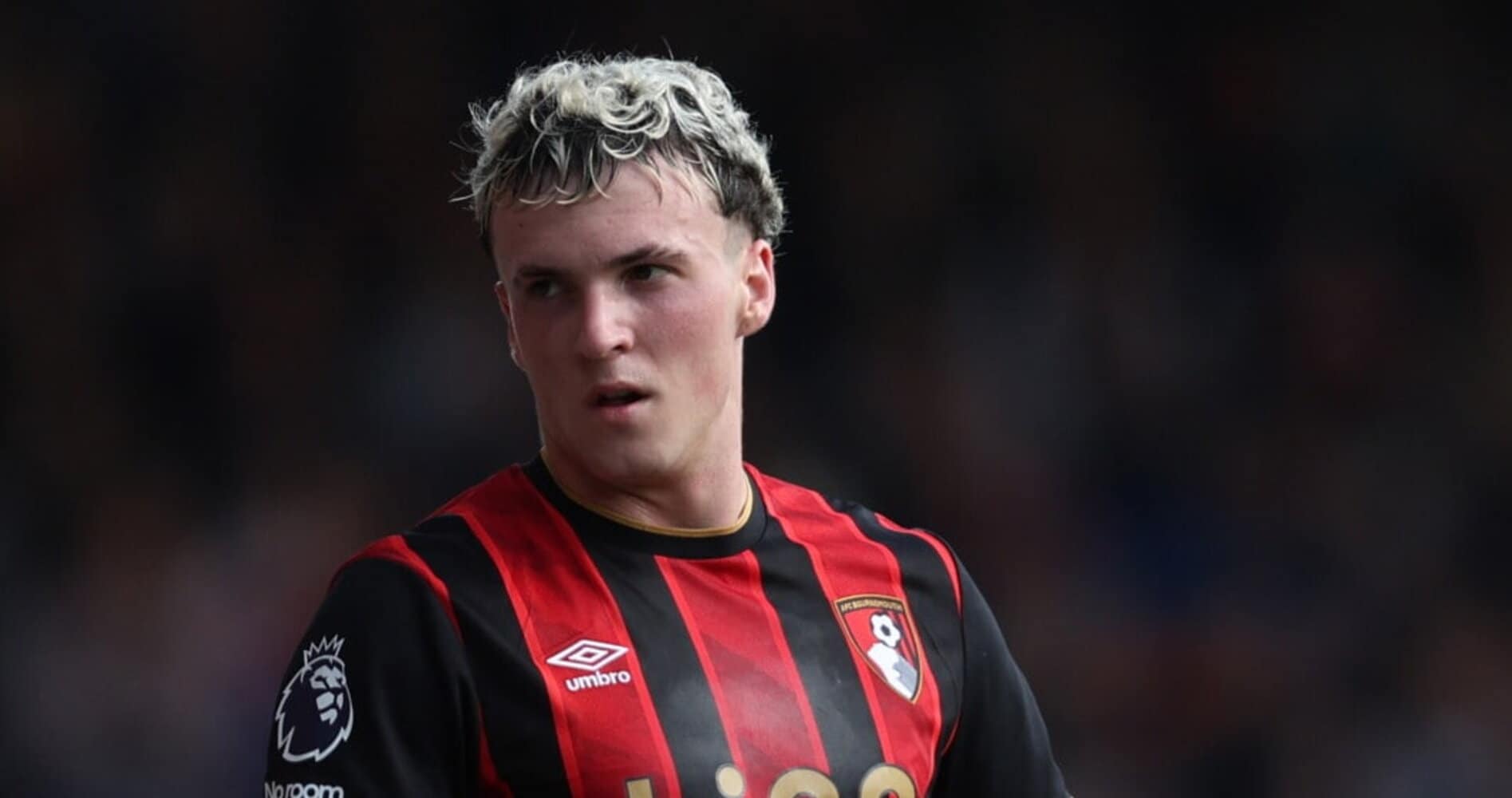Fiorentina Secure Loan Deal for Bournemouth's Alex Jimenez