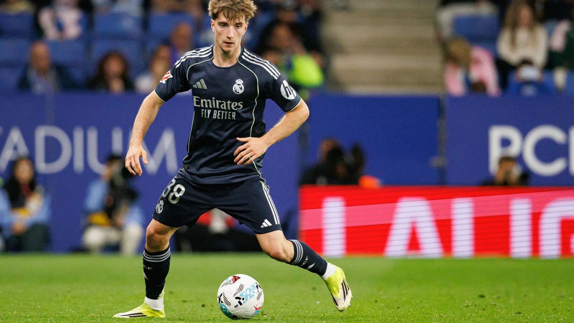 Como Lead Race for Real Madrid's Cesar Palacios
