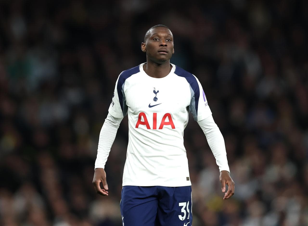 Dortmund Pursue Kolo Muani Amid Juventus Transfer Complications