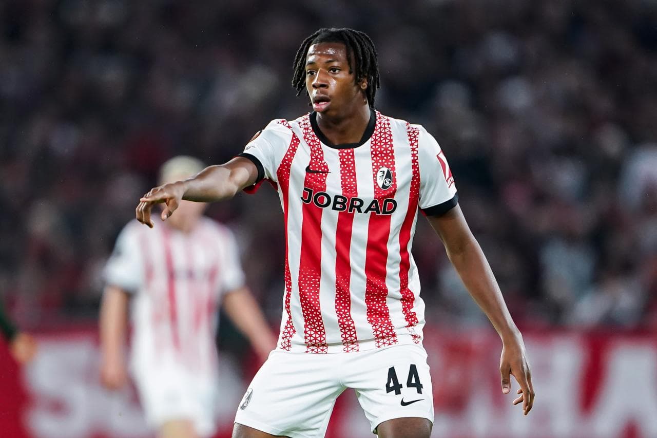Il Newcastle United prepara un'offerta per Johan Manzambi del Friburgo