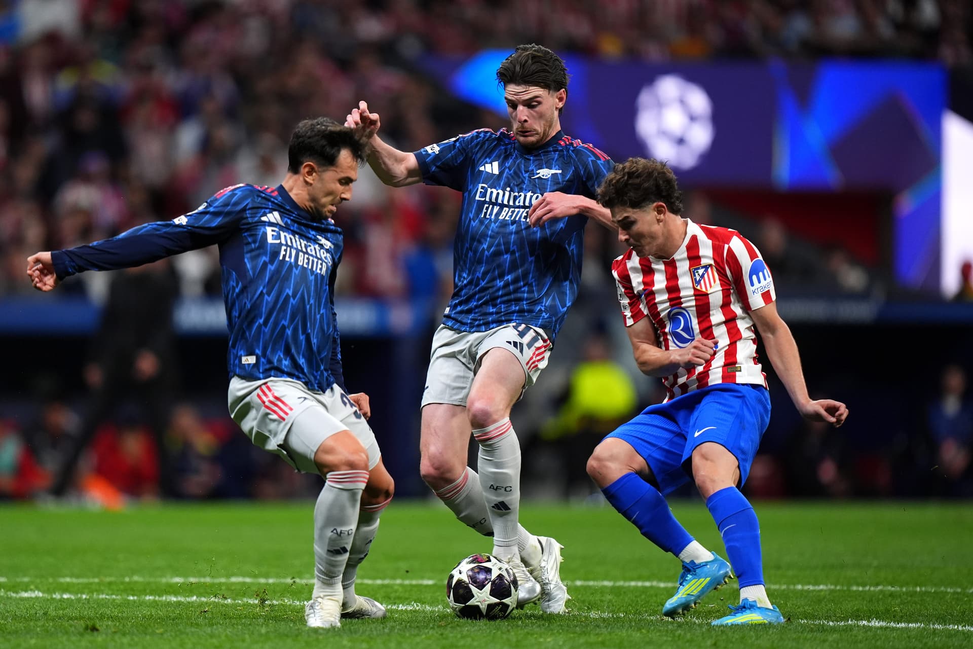 Declan Rice fait l'objet d'une enquête de l'UEFA suite à ses commentaires sur l'arbitre